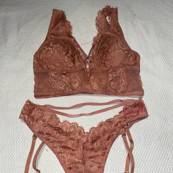 Stunning la Senza set - Picture 2 of 2